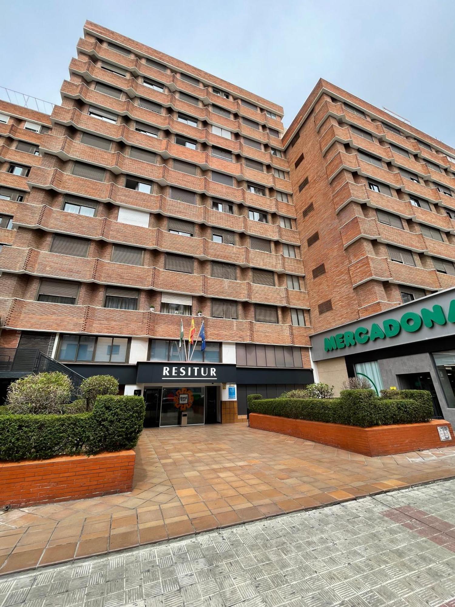 Resitur Luxury 329 * Sevilla